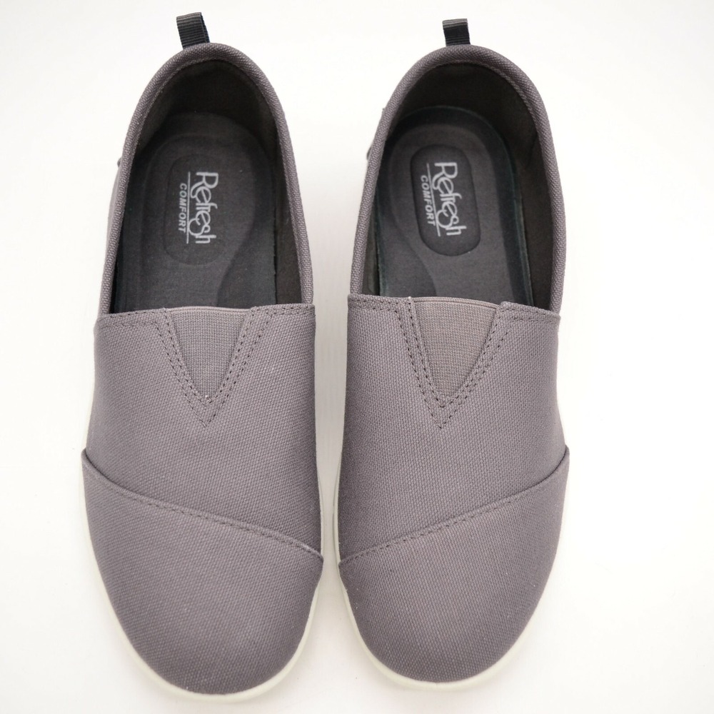 Refresh Shoes Womans Jump Slip On Flats  8 Grey Canvas Cushioned Insoles